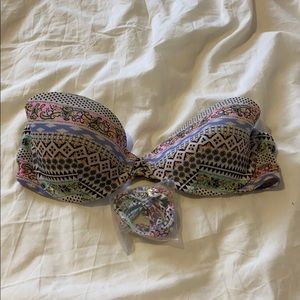 Strapless bathing suit top